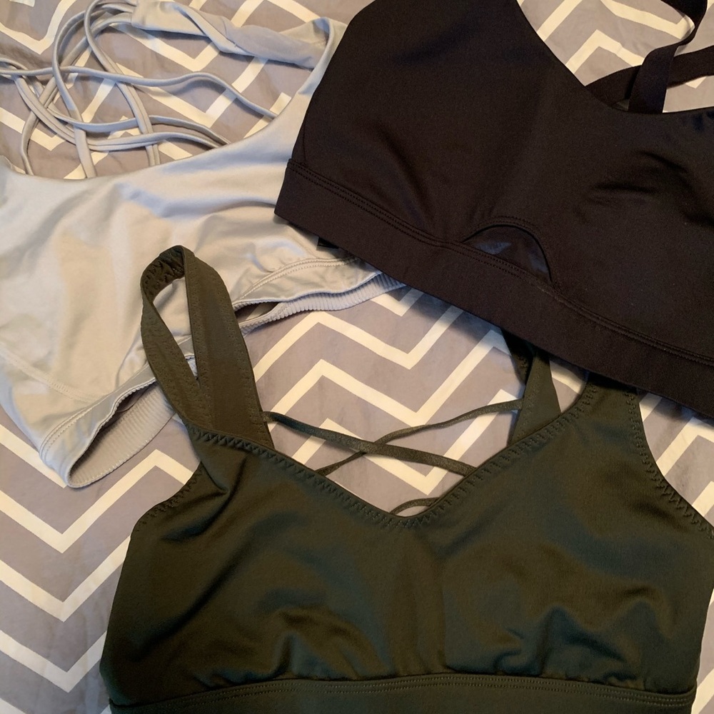 Victoria’s Secret sports bra size small